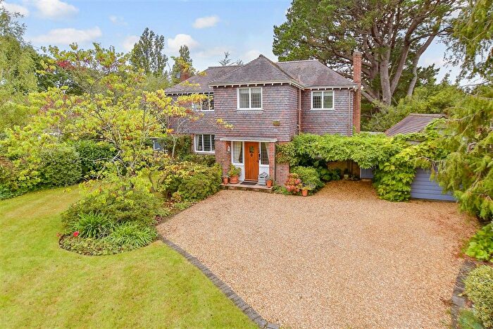 3 Bedroom Detached House For Sale In Fishbourne Lane, Fishbourne, Isle Of Wight, PO33