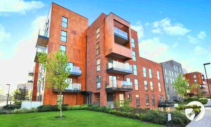 2 Bedroom Flat To Rent In Callender Road, Erith, DA8