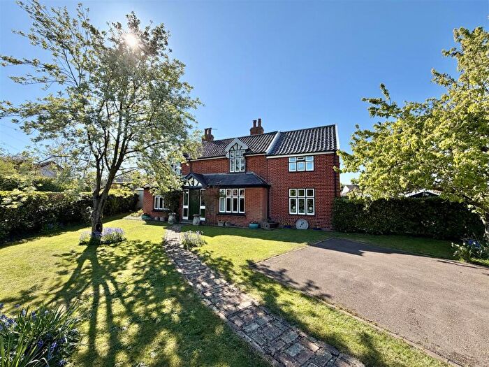 4 Bedroom Detached House For Sale In Church Street, Fressingfield, IP21