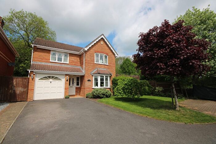 4 Bedroom Detached House For Sale In Withybed Way, Thatcham, RG18