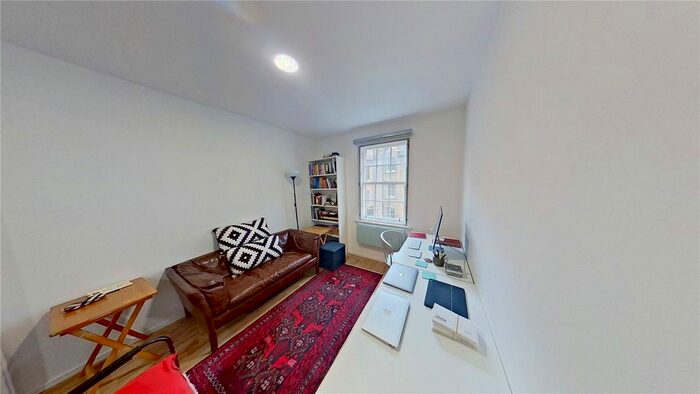 1 Bedroom Flat To Rent In Websters Land, Edinburgh, EH1