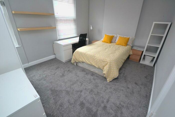 5 Bedroom Terraced House To Rent In Hungerton Street, Lenton, Nottingham, NG7