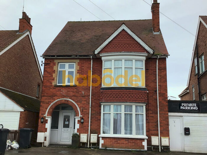 2 Bedroom Flat To Rent In Sandbeck Avenue, Skegness, PE25