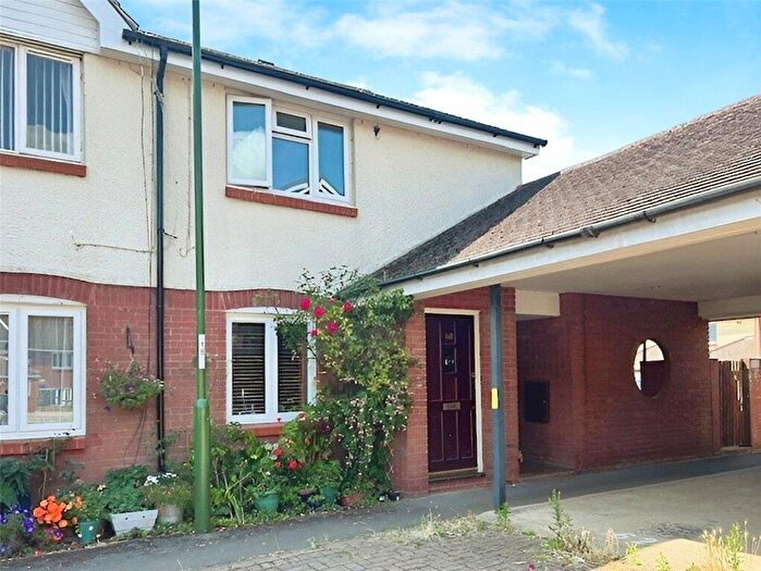 1 Bedroom Apartment For Sale In Waterside Drive, Chichester, West Sussex, PO19