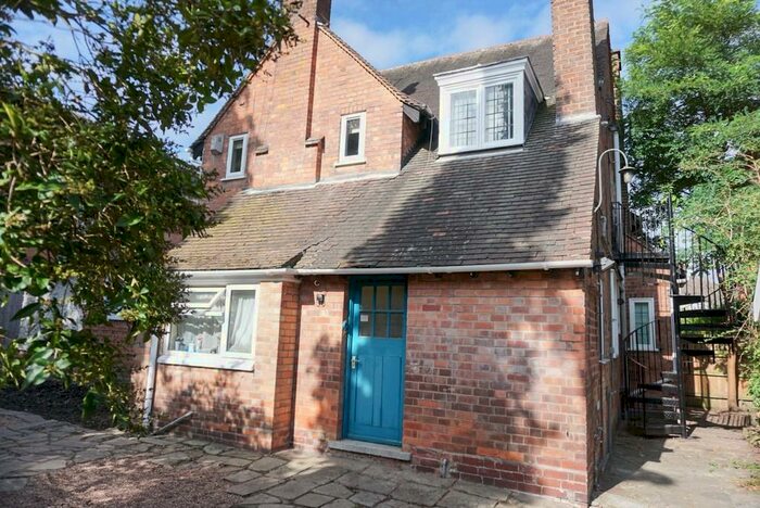 2 Bedroom Apartment To Rent In Mansfield Road, Nottingham, NG5