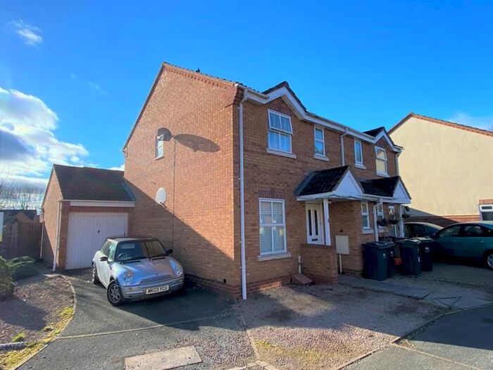 3 Bedroom Semi-Detached House For Sale In Malus Close, Malvern, Worcestershire, WR14