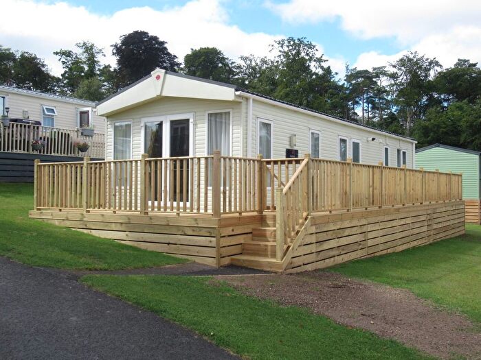 2 Bedroom Mobile/park Home For Sale In Causey Hill, Hexham, NE46