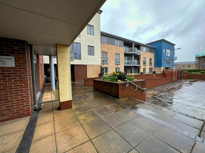 2 Bedroom Apartment To Rent In Fairway Court, Fletcher Road, Gateshead, NE8