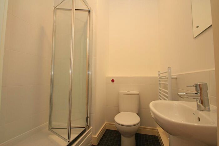 2 Bedroom Apartment To Rent In Brittany Street, Millbay, PL1