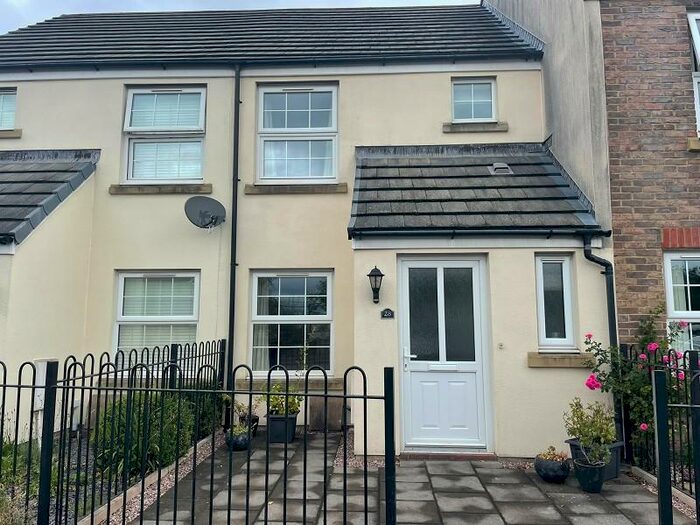 2 Bedroom Terraced House To Rent In Llwyn Helyg, Neath, Neath Port Talbot., SA10