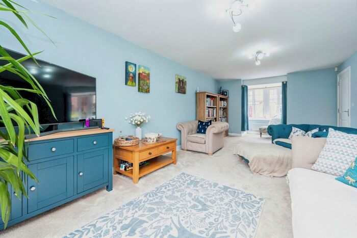 5 Bedroom Detached House For Sale In Summers Hill Drive, Papworth Everard, Cambridge, CB23