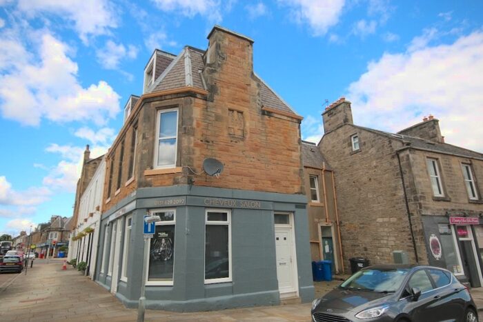 4 Bedroom Flat To Rent In High Street, Loanhead, EH20