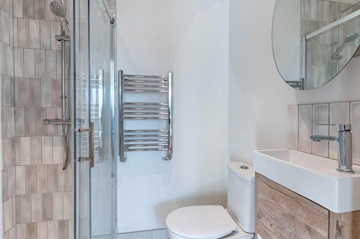 4 Bedroom Detached House For Sale In Margesson Drive, Barnt Green, B45