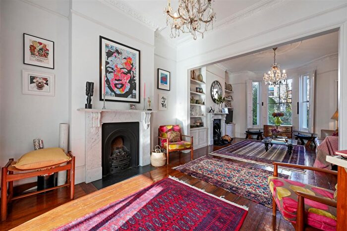 4 Bedroom Semi-Detached House For Sale In Ashchurch Grove, London, W12