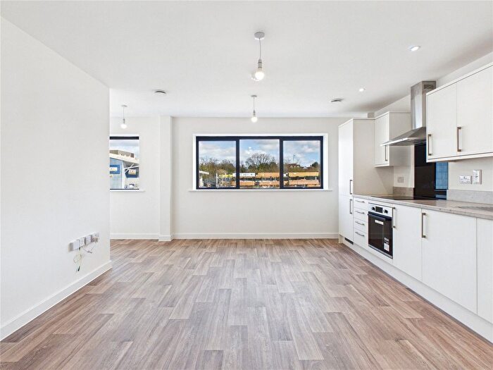 1 Bedroom Flat To Rent In Hawkins Road, Colchester, Essex, CO2