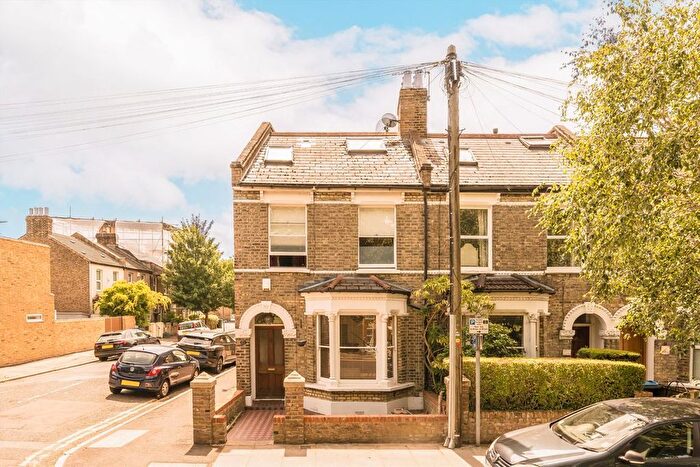 3 Bedroom End Of Terrace House For Sale In Quicks Road, Wimbledon, SW19