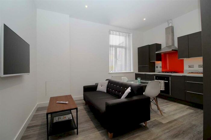 2 Bedroom Apartment To Rent In Queen Anne Terrace, Plymouth, PL4