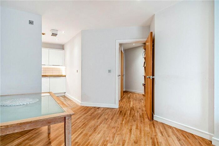 1 Bedroom Flat For Sale In Hither Green Lane, London, SE13
