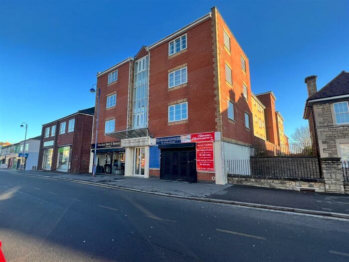 Studio To Rent In Thomas Edward Coard, Gorse Hill, Swindon, SN2