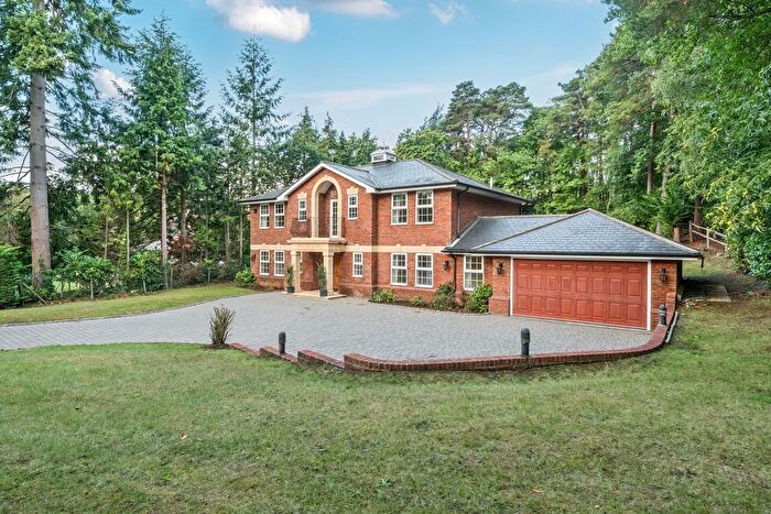4 Bedroom Detached House To Rent In Westwood Road, Windlesham, GU20