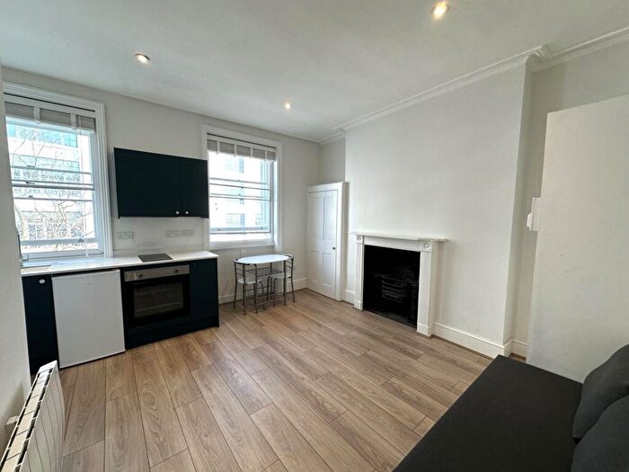 1 Bedroom Flat To Rent In Mornington Crescent, Camden, NW1