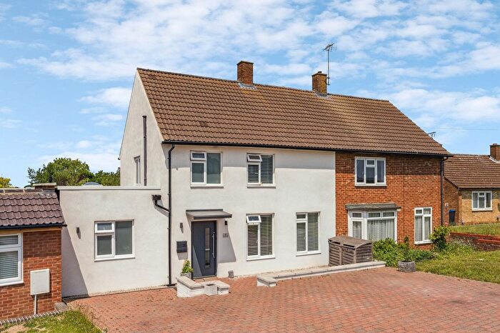 3 Bedroom Semi-Detached House For Sale In Wilshere Crescent, Hitchin, SG4