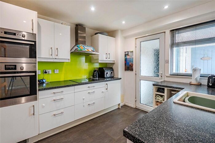 3 Bedroom Terraced House For Sale In The Chilterns, Kensworth, Beds, LU6