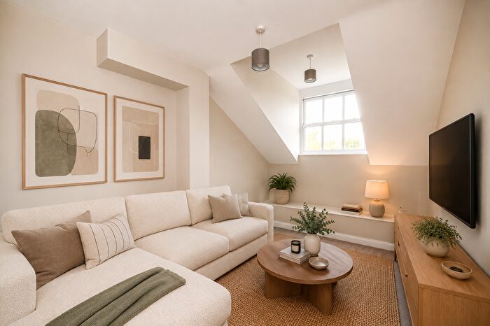 1 Bedroom Flat For Sale In Clement House, Dalgarno Gardens, London, W10