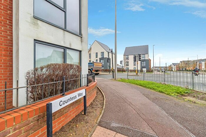 2 Bedroom Apartment For Sale In Countess Way, Broughton, Milton Keynes, MK10