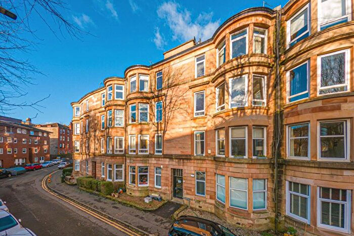 1 Bedroom Apartment For Sale In Battlefield Gardens, Battlefield, Glasgow, G42