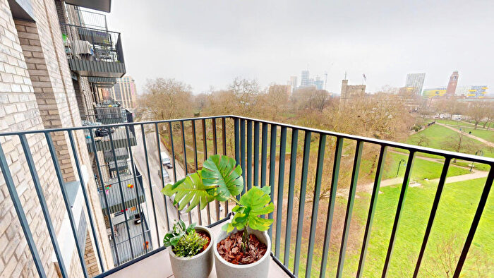 1 Bedroom Apartment For Sale In Abbey Wharf, Abbey Road, Barking, Barking And Dagenham, IG11