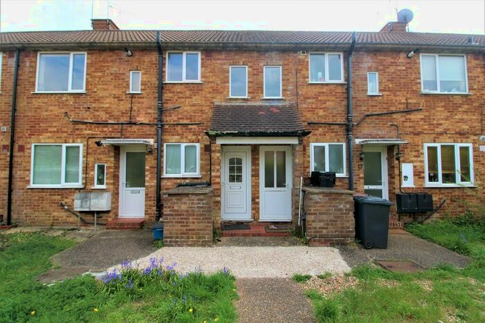 1 Bedroom Maisonette To Rent In Great Slades, Potters Bar, EN6