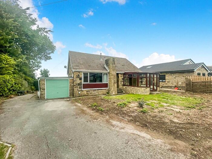 3 Bedroom Detached House For Sale In Upper Lane, Emley, Huddersfield, HD8