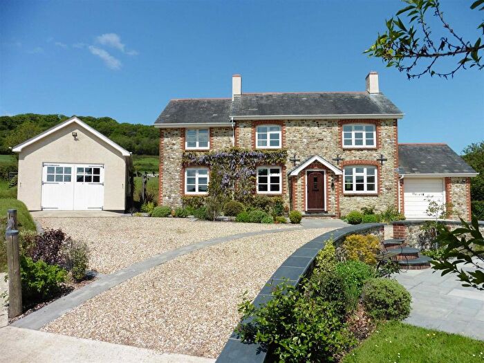 4 Bedroom Detached House To Rent In Awliscombe, Honiton, EX14