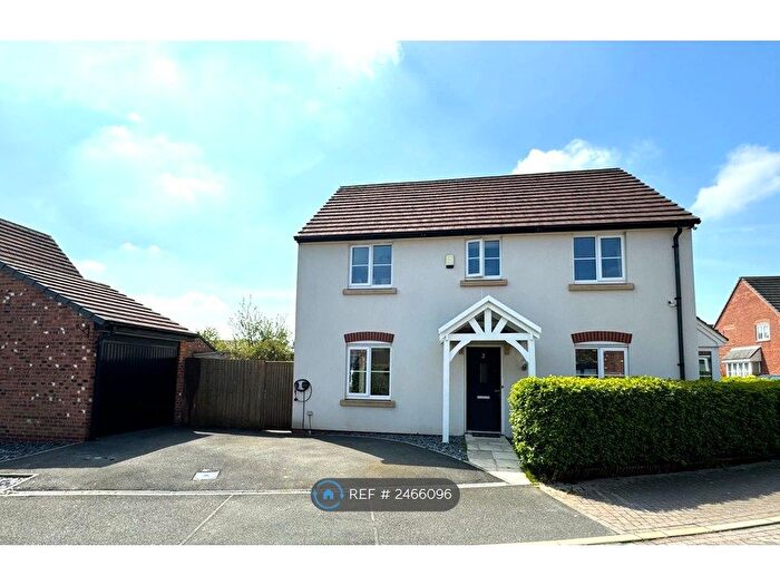 4 Bedroom Detached House To Rent In Dee Avenue, Holmes Chapel, Crewe, CW4