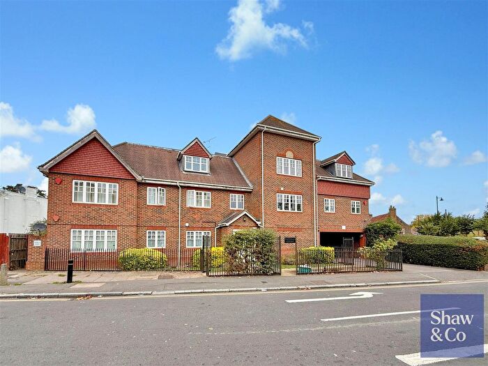 2 Bedroom Flat To Rent In Pannells Court, New Heston Rd, Heston, TW5