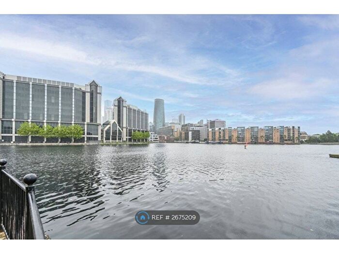 2 Bedroom Flat To Rent In Wheat Sheaf Close, London, E14