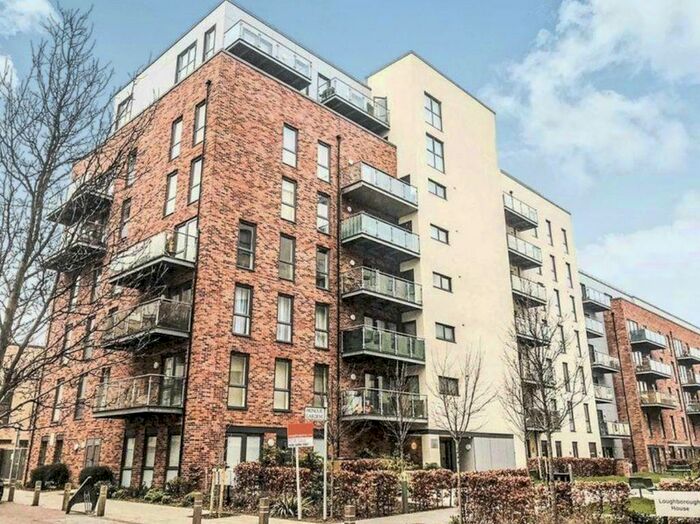 3 Bedroom Flat To Rent In Loughborough House, Honour Gardens, London, RM8