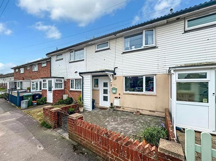 3 Bedroom Terraced House For Sale In Loveys Road, Yapton, Arundel, BN18