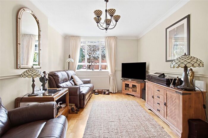 1 Bedroom Flat For Sale In Mount Pleasant, London, WC1X