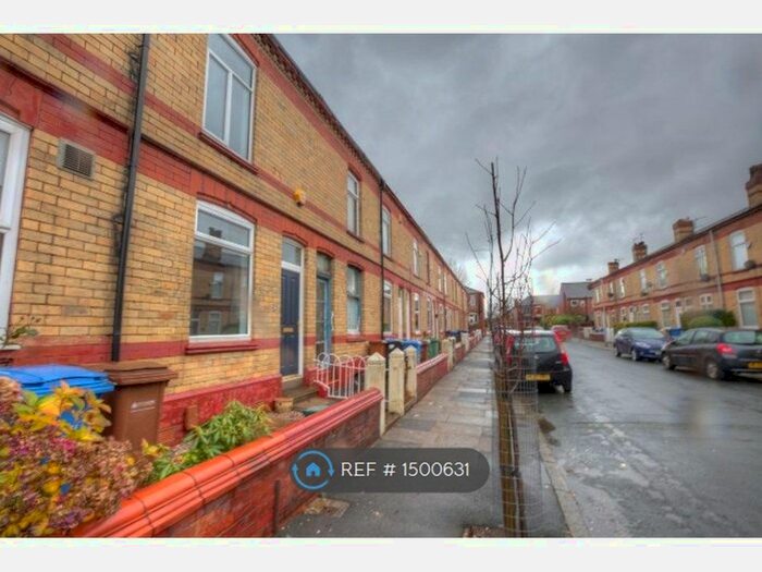 2 Bedroom Terraced House To Rent In Glanvor Road, Stockport, SK3