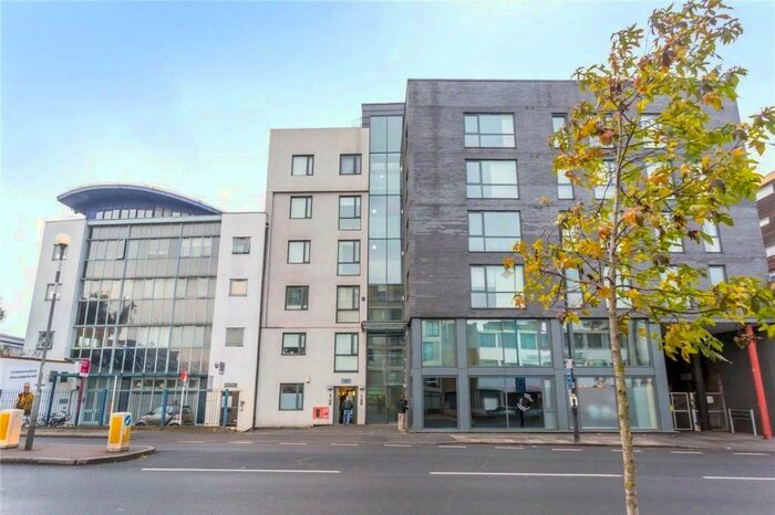 1 Bedroom Apartment To Rent In Baltic Place, Haggerston, London, N1
