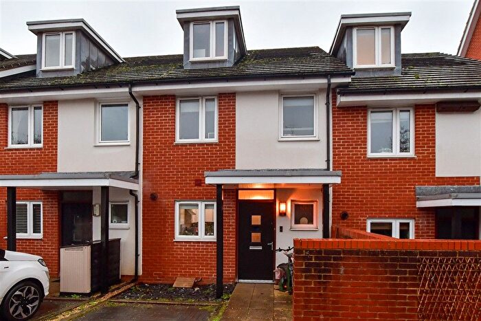 3 Bedroom Terraced House For Sale In Hanbury Lane, Haywards Heath, West Sussex, RH16