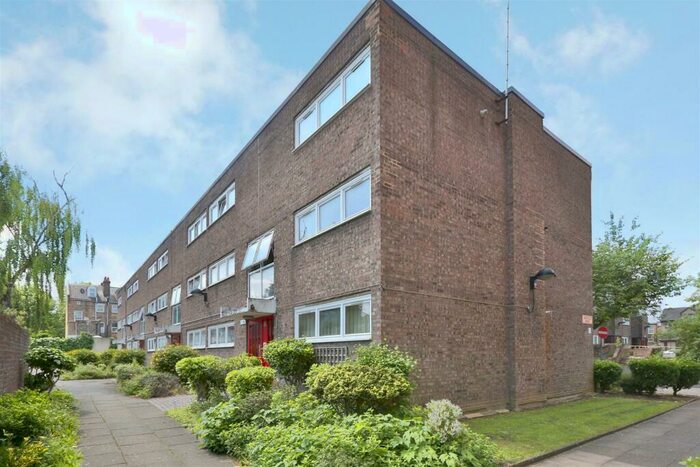 1 Bedroom Apartment To Rent In Sackville House, Myddelton Road, Hornsey, N8