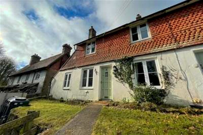 4 Bedroom Semi-Detached House To Rent In Cottage Hill, Rotherfield, TN6
