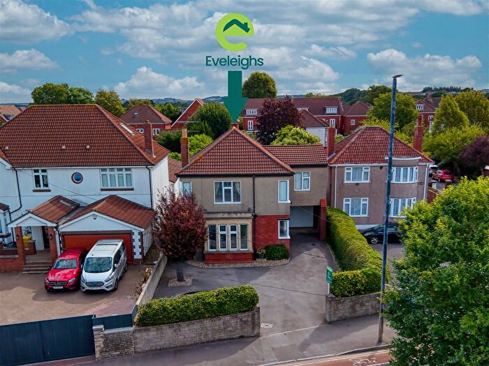 4 Bedroom Detached House For Sale In Wells Road, Whitchurch, Bristol, BS14