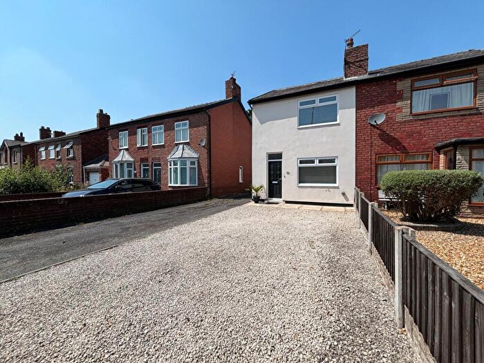 2 Bedroom Property For Sale In Moss Lane, Burscough, L40