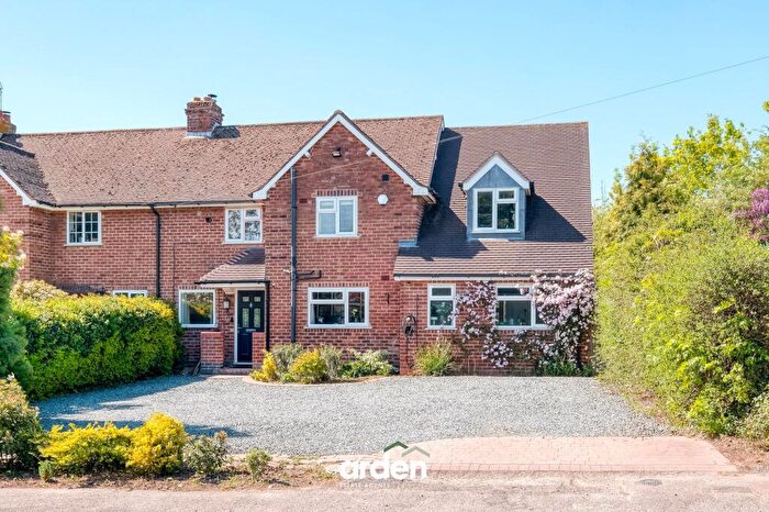 4 Bedroom Semi Detached House For Sale In Briar Hill, Chaddesley Corbett, DY10
