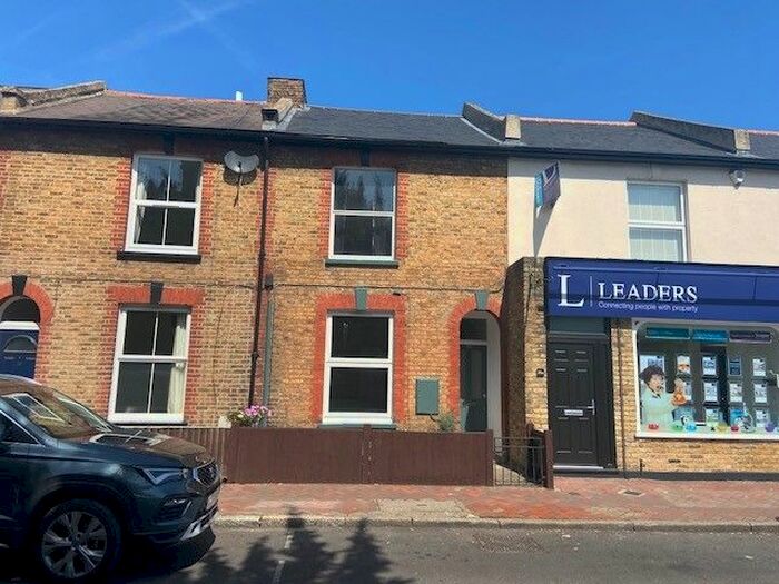 2 Bedroom Flat To Rent In Church Road, (Ground Floor Flat), Bromley, BR2