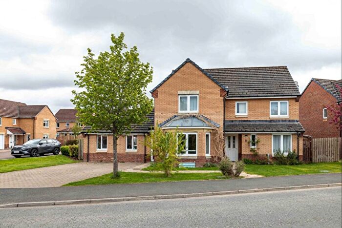 5 Bedroom Detached House For Sale In Kittlegairy View, Peebles, EH45